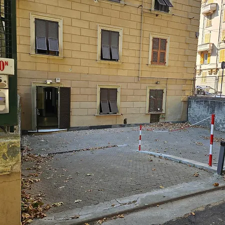 Casa Regis - Free Parking Gasthuis Genua