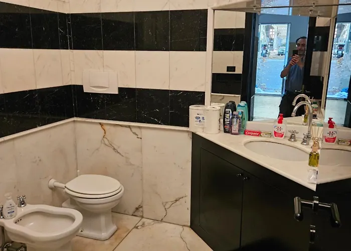 Pensión Casa Regis - Free Parking Génova