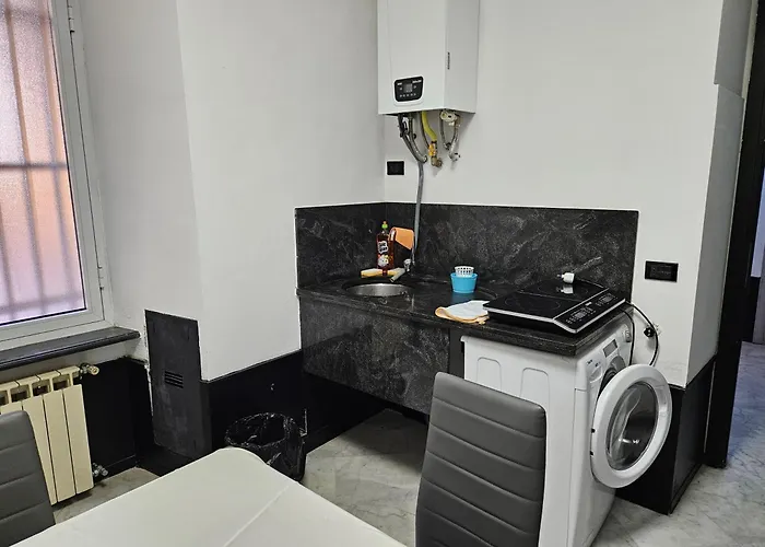 Pensión Casa Regis - Free Parking Génova